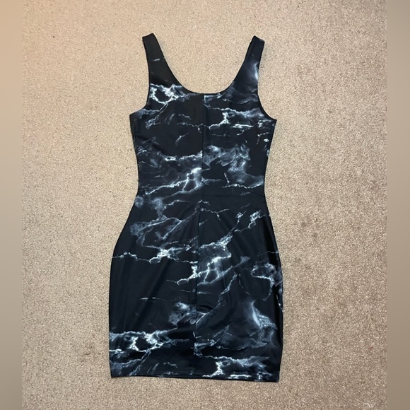 Express body contour Marble Print Scoop Neck Mini Sheath Dress Size Small - Picture 10 of 12